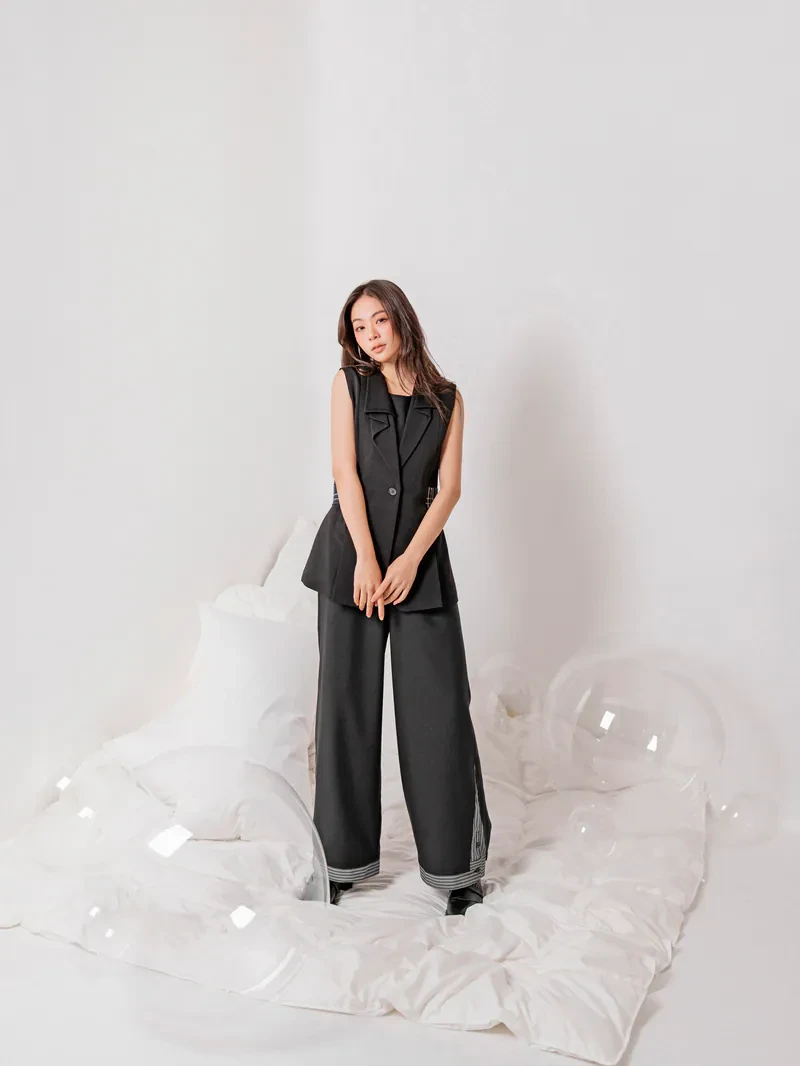 Irregular neck, belt, vest, suit jacket-26SDJ051D